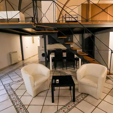 Sant'ambrogio Loft Apartament *