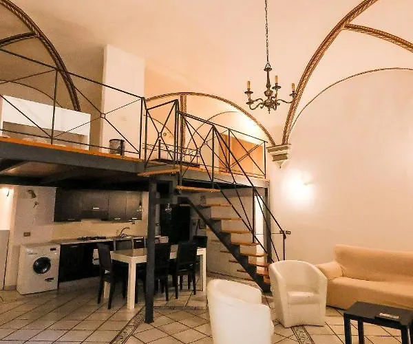 Sant'ambrogio Loft Apartment *