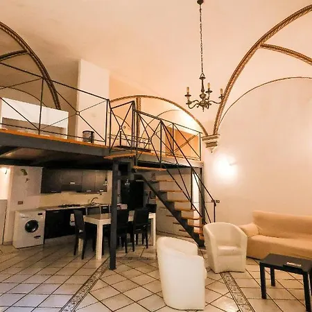 Sant'ambrogio Loft Lägenhet *